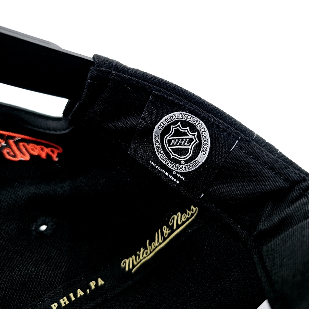 Mitchell & Ness Anaheim Ducks NHL Varsity Snapback Hat Men's - Picture 9 of 12